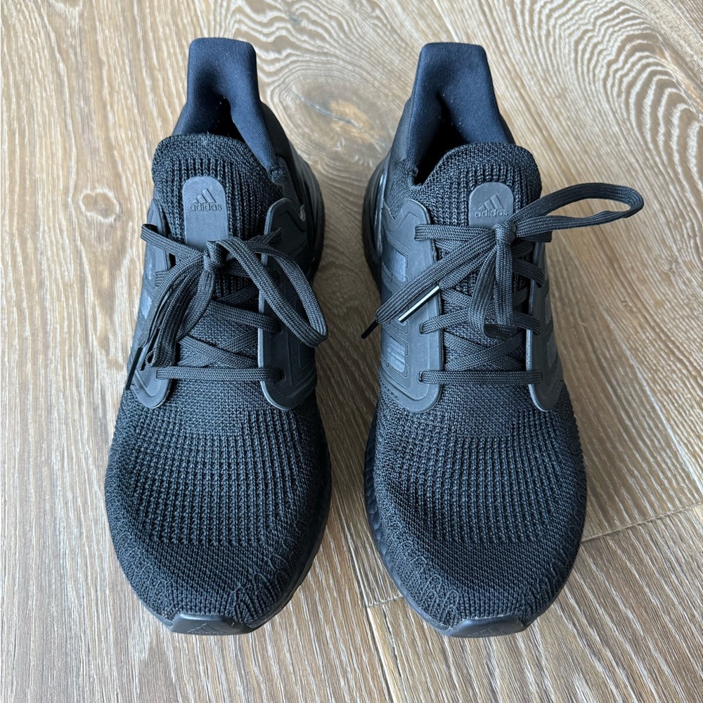 ADIDAS Ultraboost Sneakers